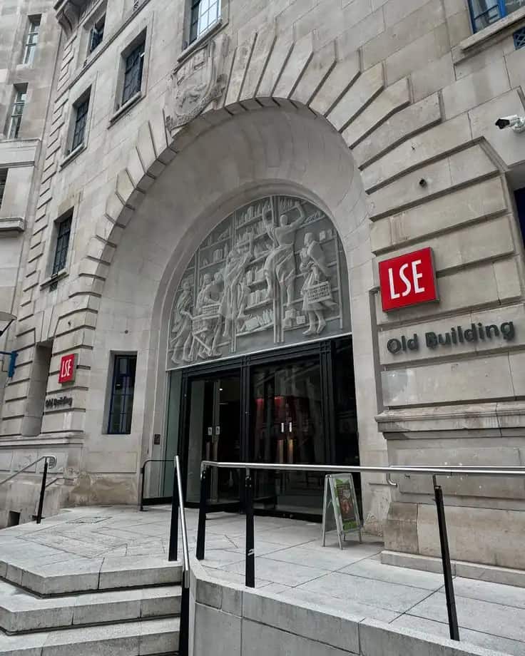 دانشگاه لندن اسکول